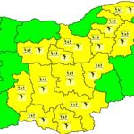 Жълт код за опасни валежи за 14 области в Централна и Северна България
