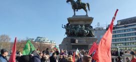 Протести в редица градове срещу решението за изпращане на военна помощ на Украйна
